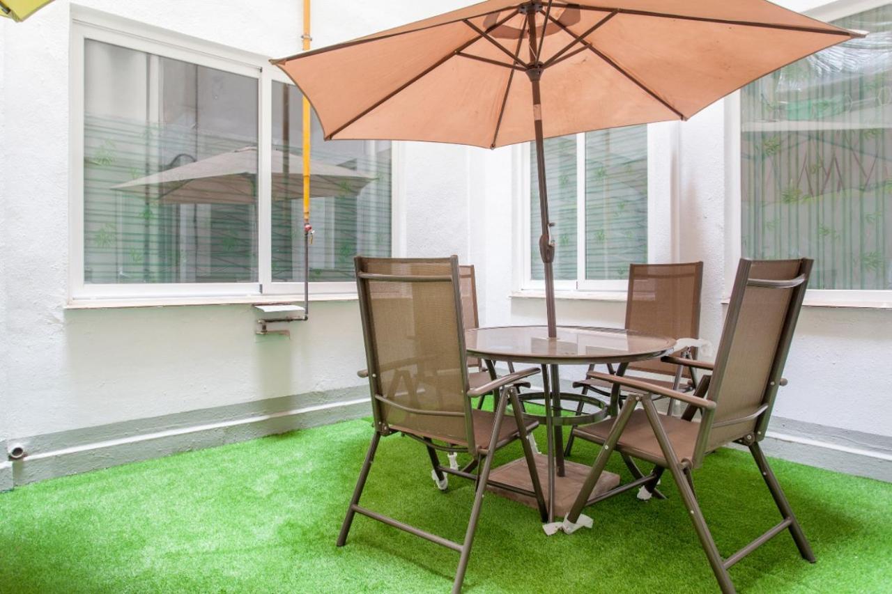Mini Apartamento Centrico Con Zonas Compartidas Otel Valensiya Dış mekan fotoğraf