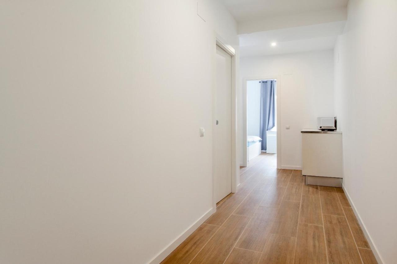 Mini Apartamento Centrico Con Zonas Compartidas Otel Valensiya Dış mekan fotoğraf